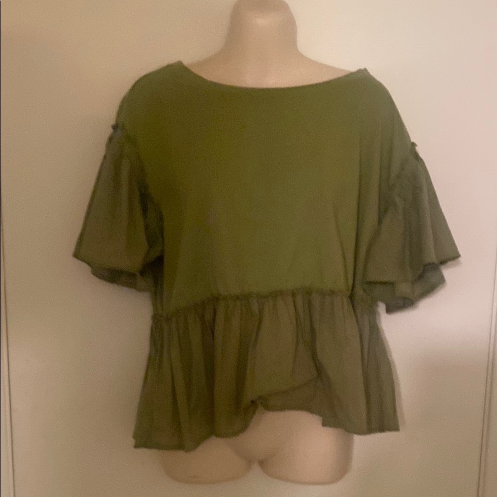 Anthropology Green Ruffle Sleeve crop Blouse by Anthropology size small